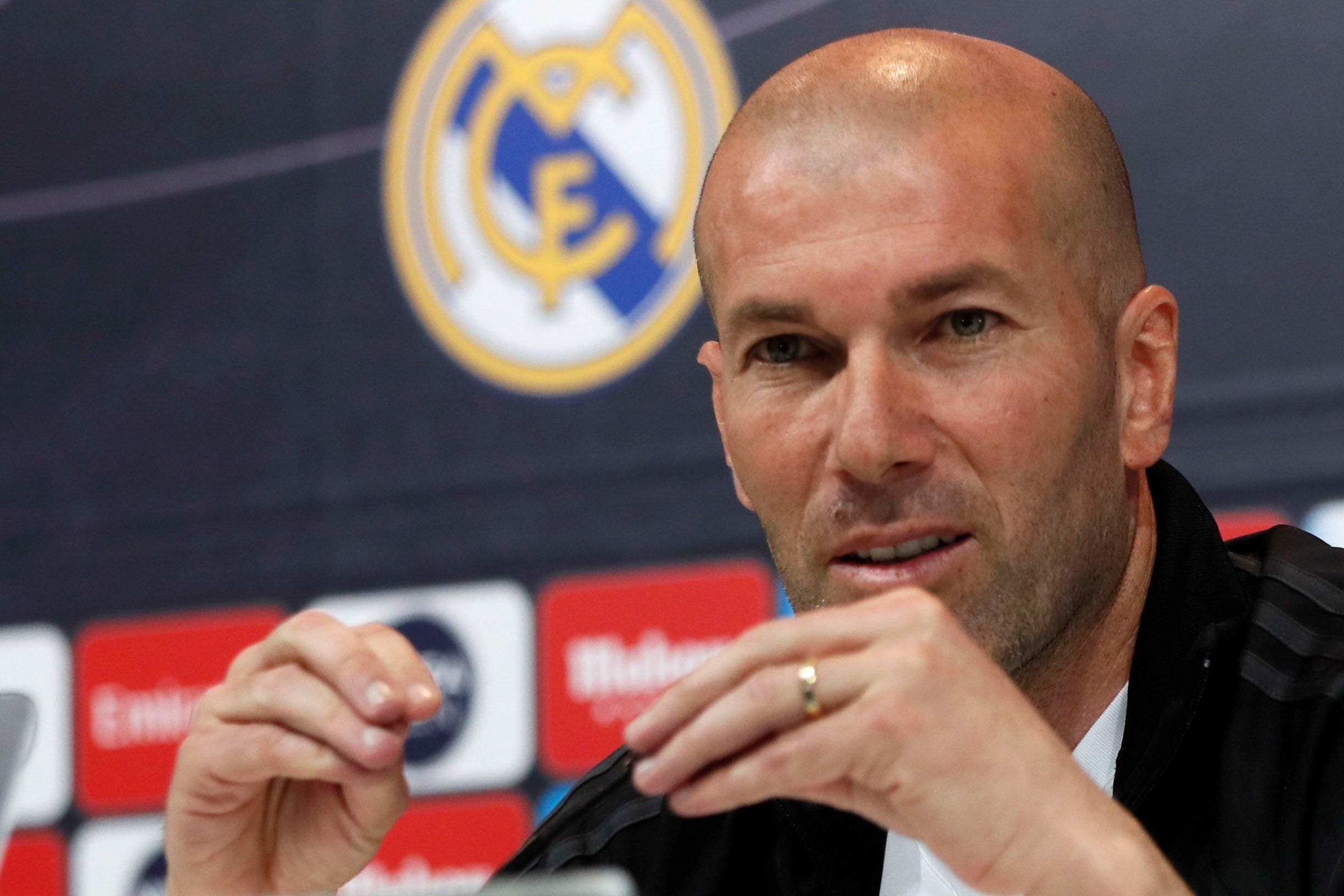 Zinedine Zidane se niega a hacer el pasillo al Barça | EFE