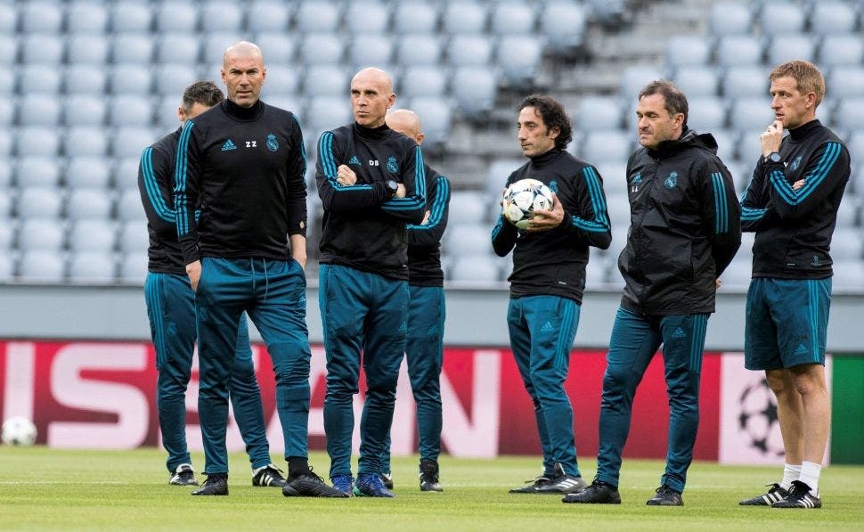 Zidane y su equipo técnico