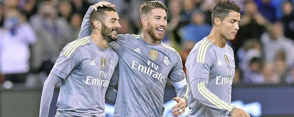 Benzema, Ramos y Ronaldo celebran un gol del Real Madrid contra el Manchester City en Melbourne