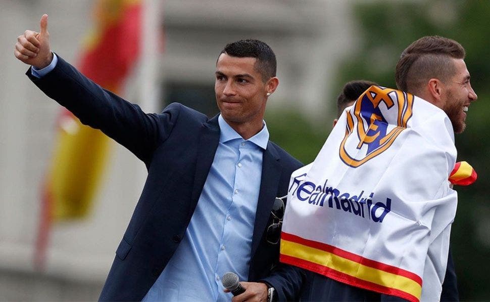 Sergio Ramos a Cristiano Ronaldo: Florentino Pérez elige el primer galáctico | EFE