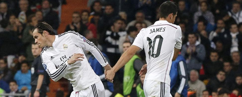 Gareth Bale entra en lugar de James Rodríguez en un partido de la temporada 2014-15