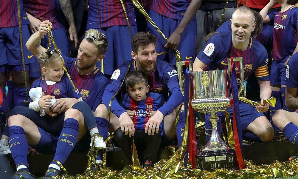 “No celebró la Copa”. Messi calla. Piqué también (pero en el Barça se sabe todo) | EFE