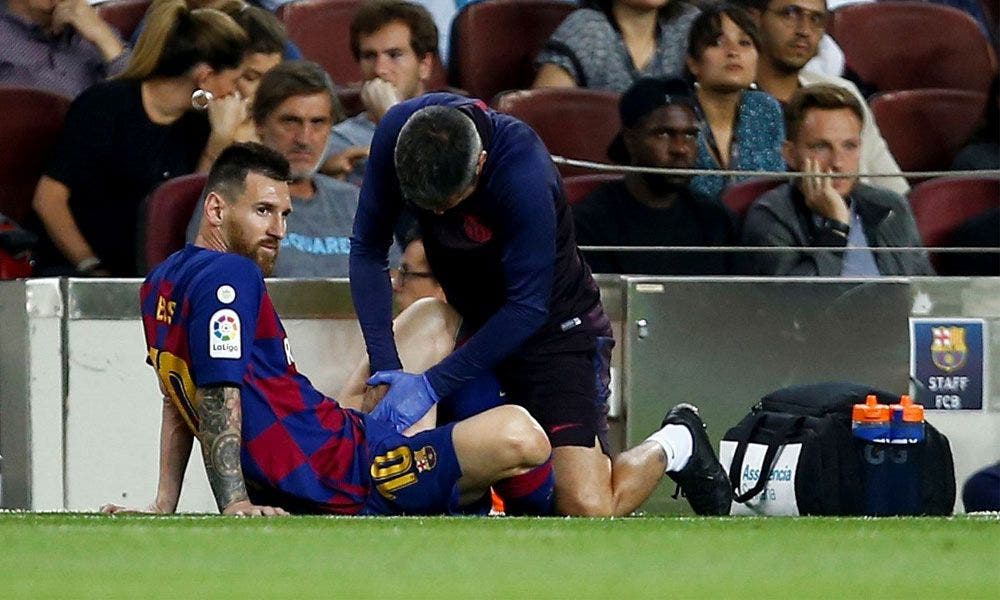 Leo Messi se lesiona en el Barça-Villarreal | EFE