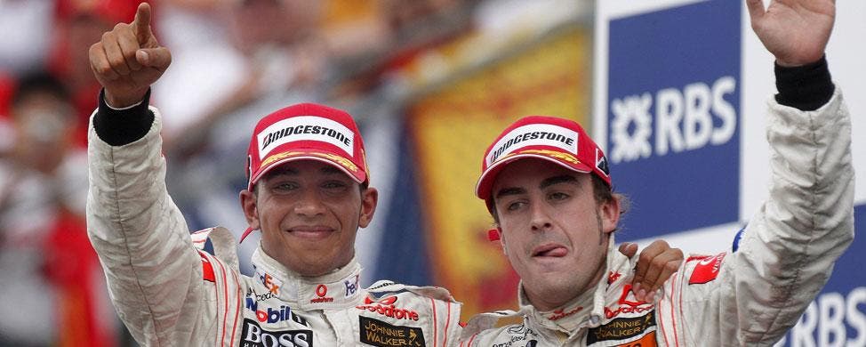 Lewis Hamilton es un cobarde: la reunión de Fernando Alonso en Mercedes