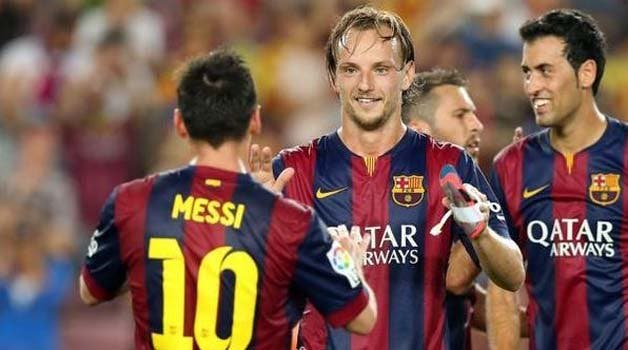 Rakitic felicita a Messi tras uno de sus goles | Twitter