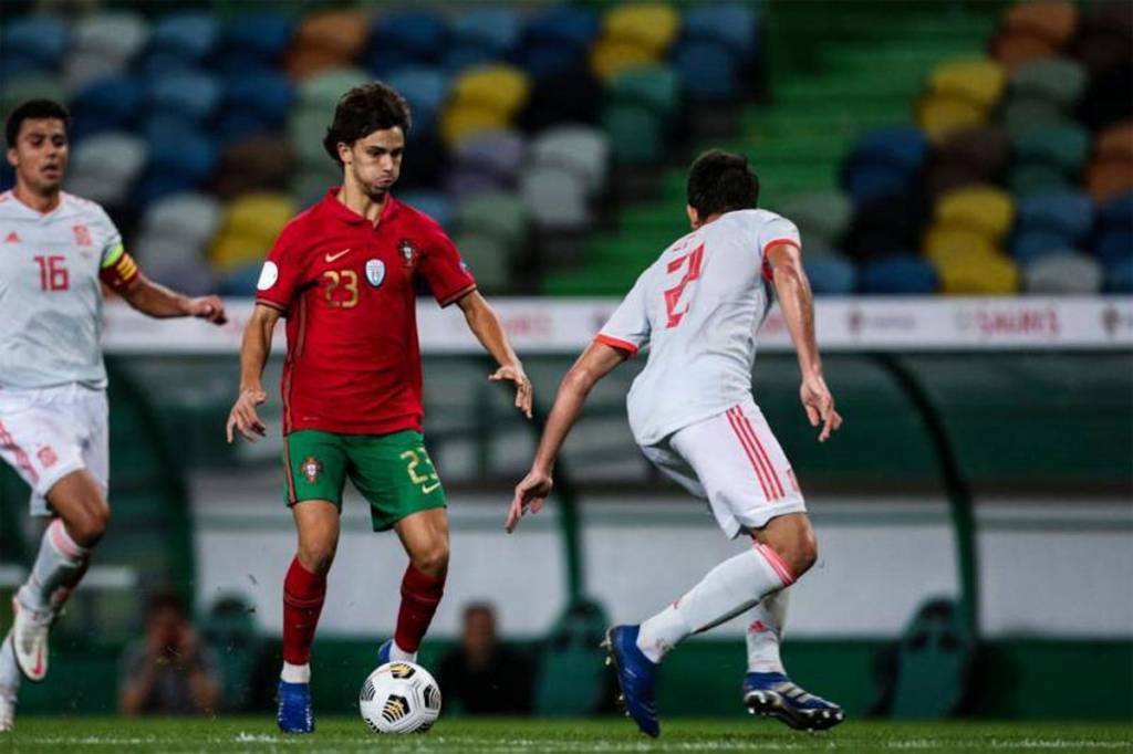 Eric García en el partido entre Portugal y España