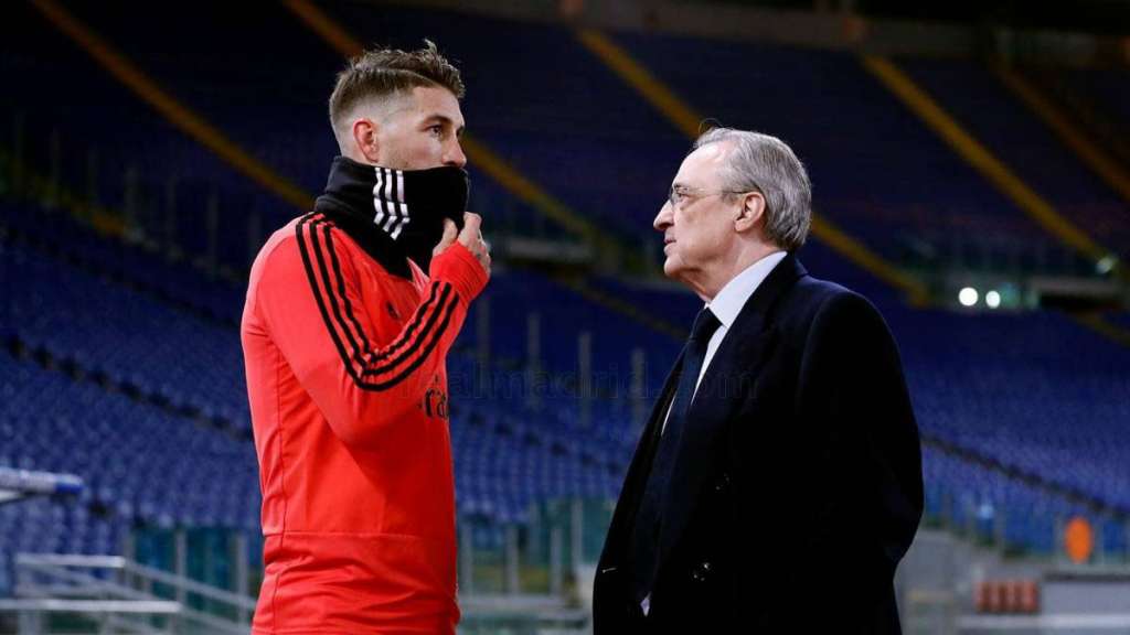 Noticia: Sergio Ramos firma el nuevo contrato por sorpresa. Y no es con el Real Madrid. Acuerdo oficial 3 Sergio Ramos y Florentino Pérez