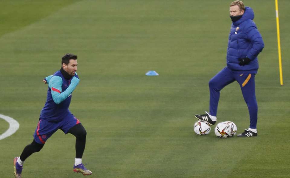 Leo Messi y Ronald Koeman