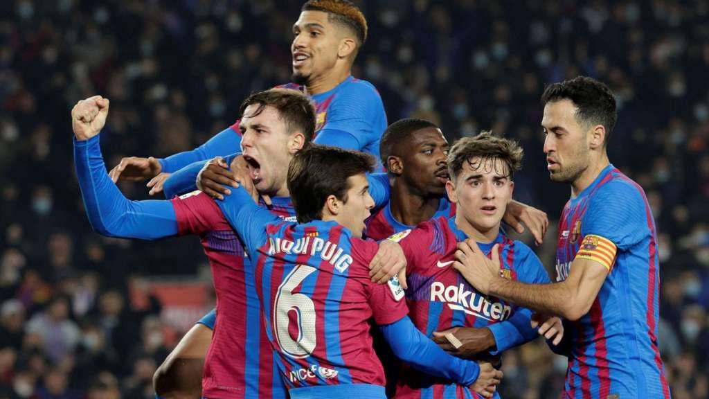 Noticia: El Barça-Elche confirma la decisión de Xavi Hernández y no volverá a jugar un partido más en el Barça 3 Barça-Elche