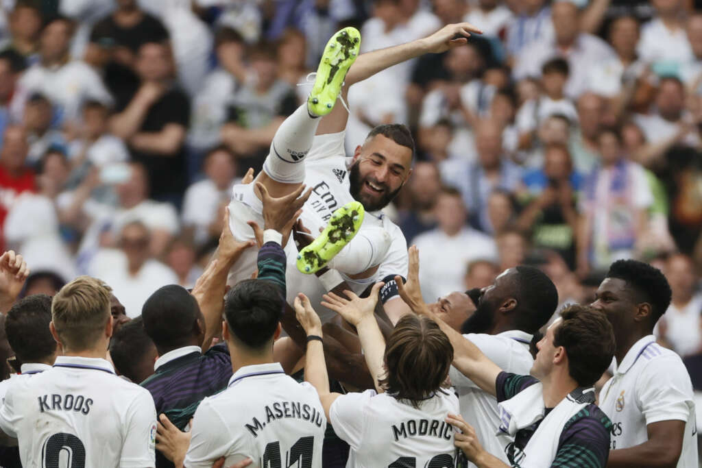 Karim Benzema manteado Real Madrid