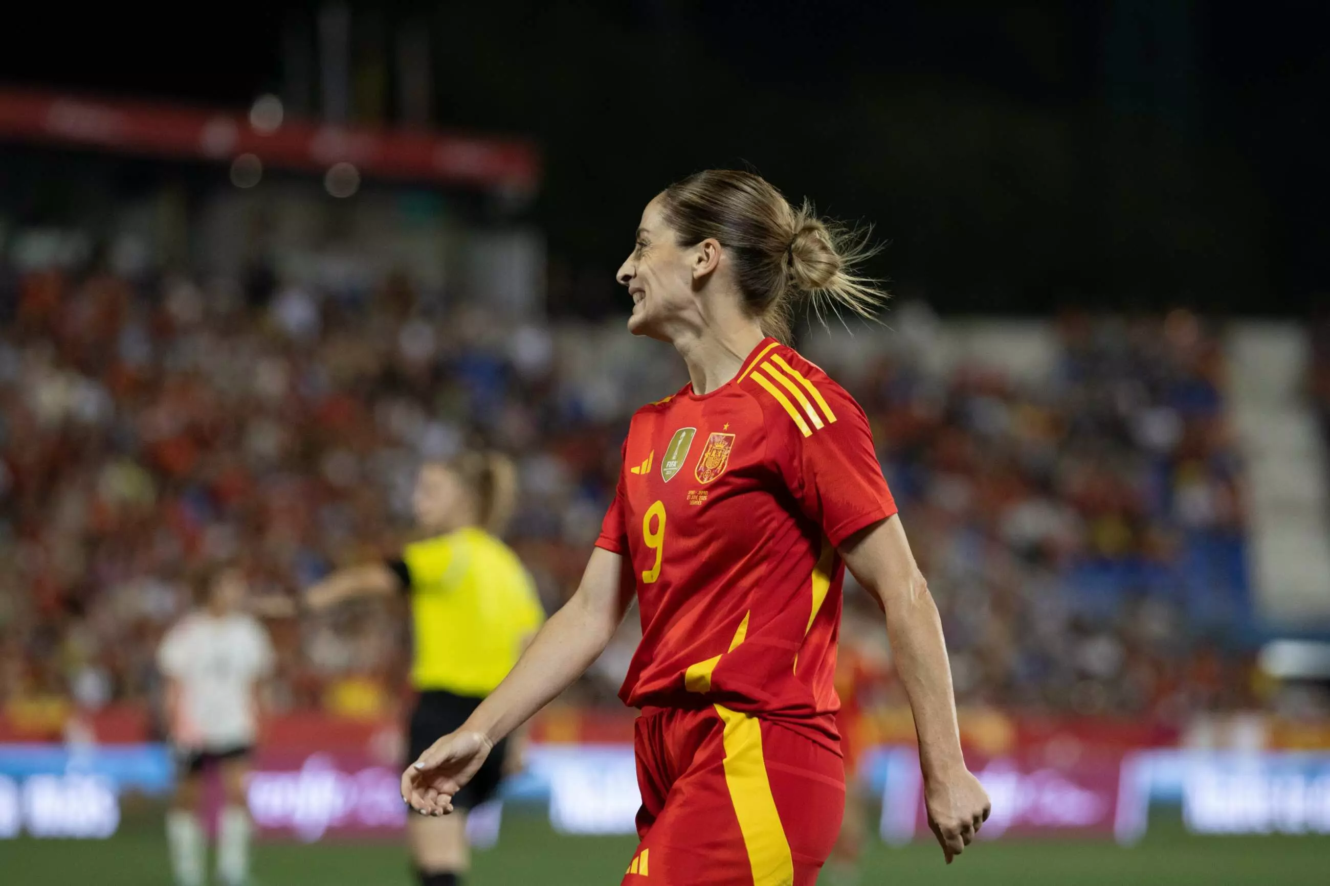 Esther González durante un partido de España. Foto: Cristina Tubilla.