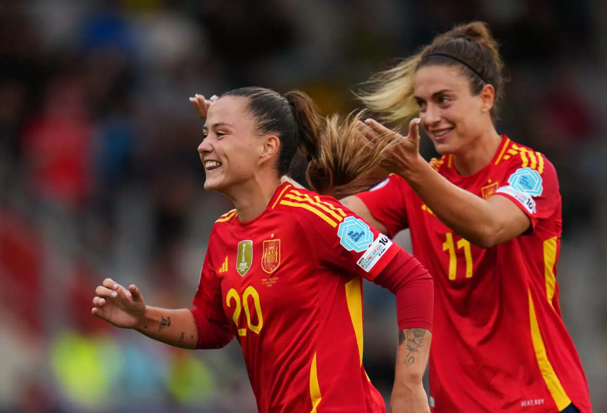 THUN, SWITZERLAND - JULY 07: Claudia Pina of Spain celebrates scoring her team's fifth goal during the UEFA Women's EURO 2025 Group B match between Spain and Belgium at Arena Thun on July 07, 2025 in Thun, Switzerland. (Photo by Aitor Alcalde - UEFA/UEFA via Getty Images)