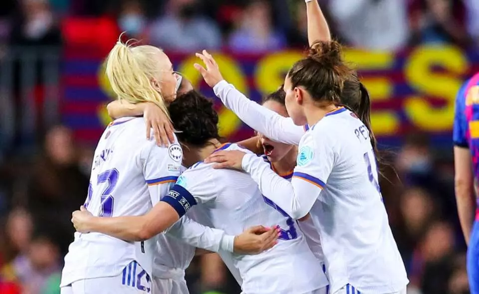 Las jugadoras del Real Madrid Femenino celebran un gol. Foto: @realmadridfem.