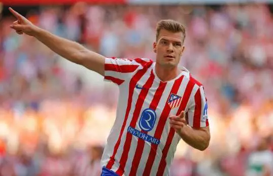 Alexander Sorloth durante un partido con el Atlético de Madrid. Foto: @asorloth. 