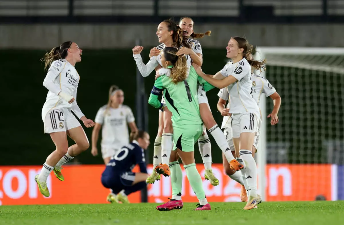 MADRID, SPAIN - NOVEMBER 11: Caroline Weir of Real Madrid celebrates scoring her team's first goal with teammates during the UEFA Women's Champions League 2025/26 League Phase MD3 match between Real Madrid CF and Paris FC at Estadio Alfredo Di Stefano on November 11, 2025 in Madrid, Spain. (Photo by Judit Cartiel - UEFA/UEFA via Getty Images)
