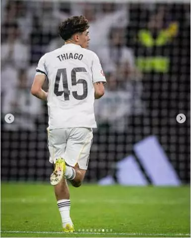 Thiago Pitarch, futbolista del Real Madrid Castilla. Foto: @thiiaago_8.